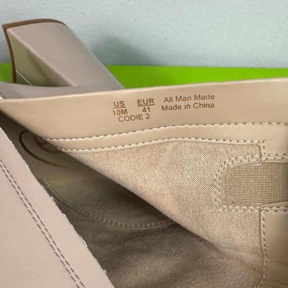 New Sam Edelman Codie Square Toe Bootie in Chai Latte Patent Women's Size 10 - Picture 7 of 9